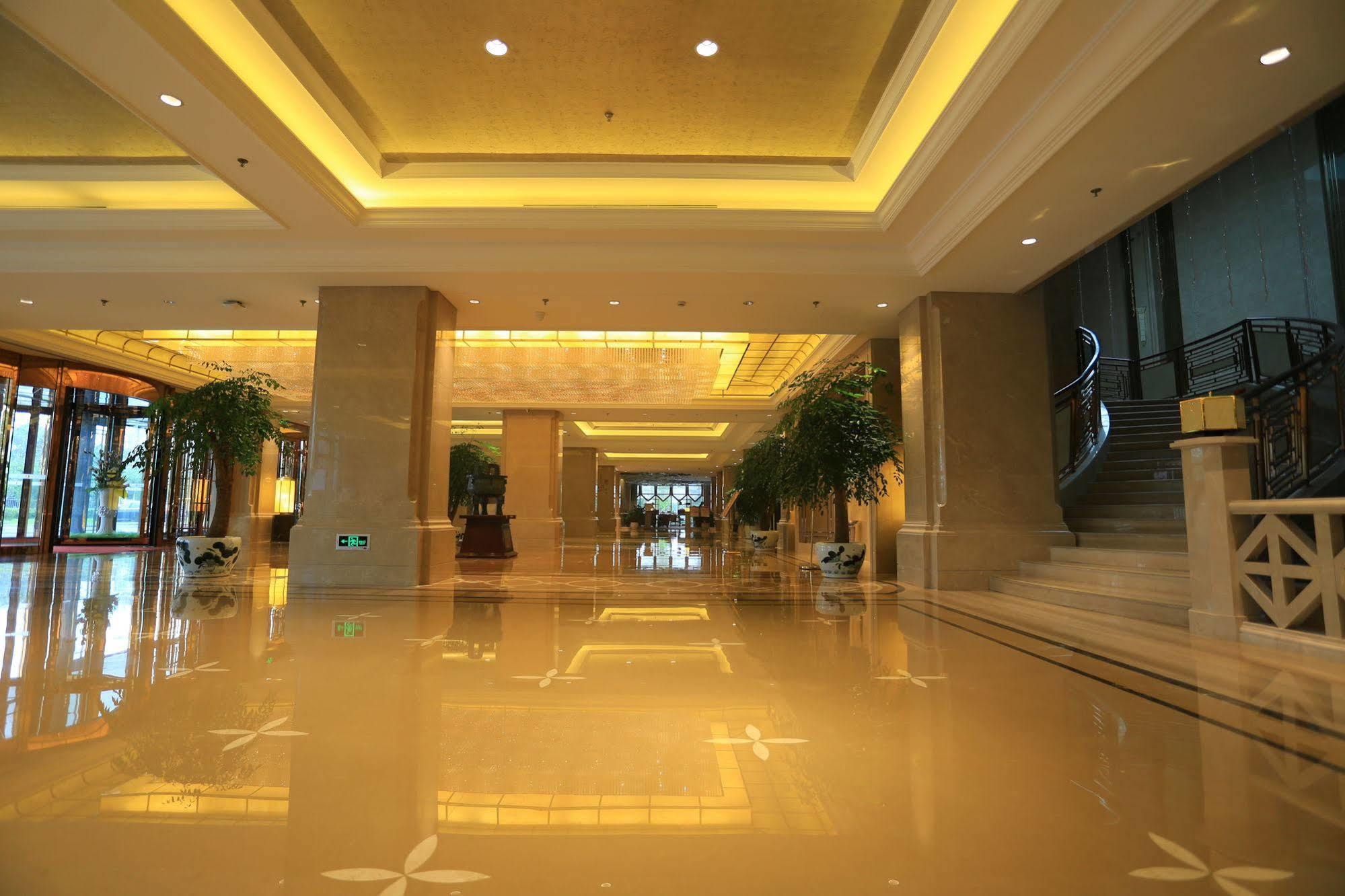 Baoji Jianguo Hotel Exterior photo